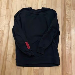 Black Lululemon “member” sweatshirt